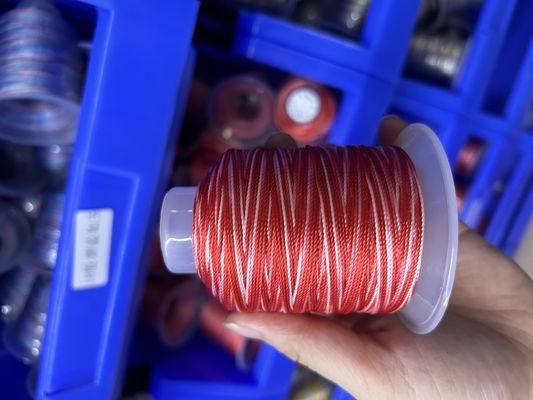 高強度ポリエステル縫製糸 0.8mm 強固で耐久性のあるナイロン材料のための1mm